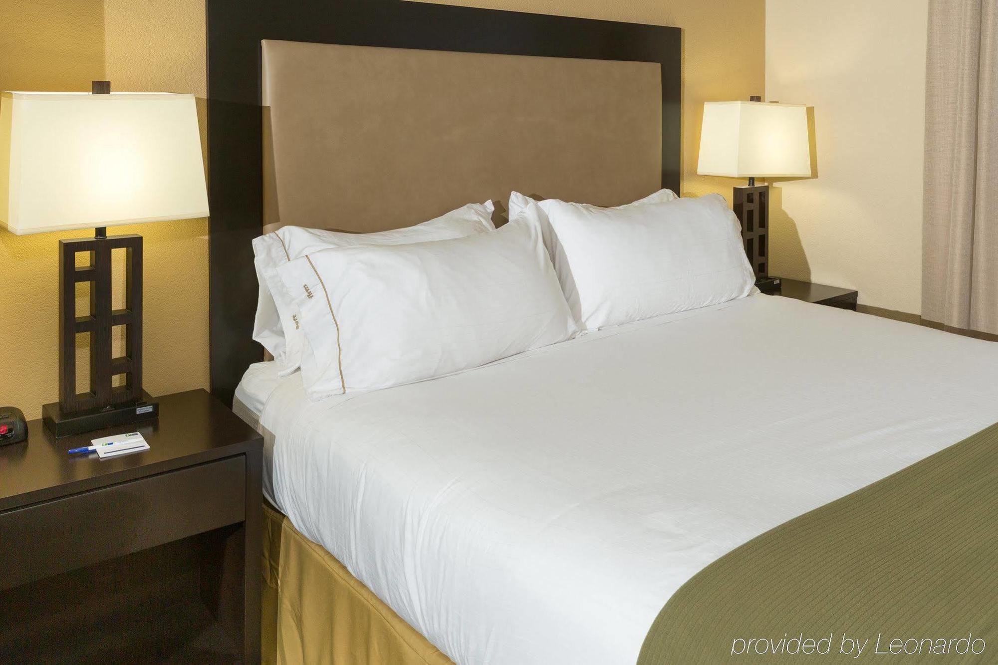 Holiday Inn Express Hotel & Suites Jacksonville Airport By Ihg Exterior foto